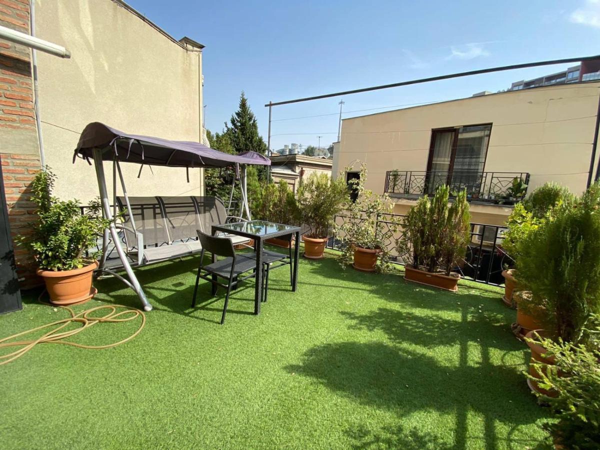 Brand New Apartment With Terrace Tbilisi Buitenkant foto