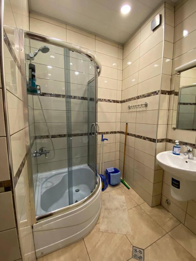 Brand New Apartment With Terrace Tbilisi Buitenkant foto