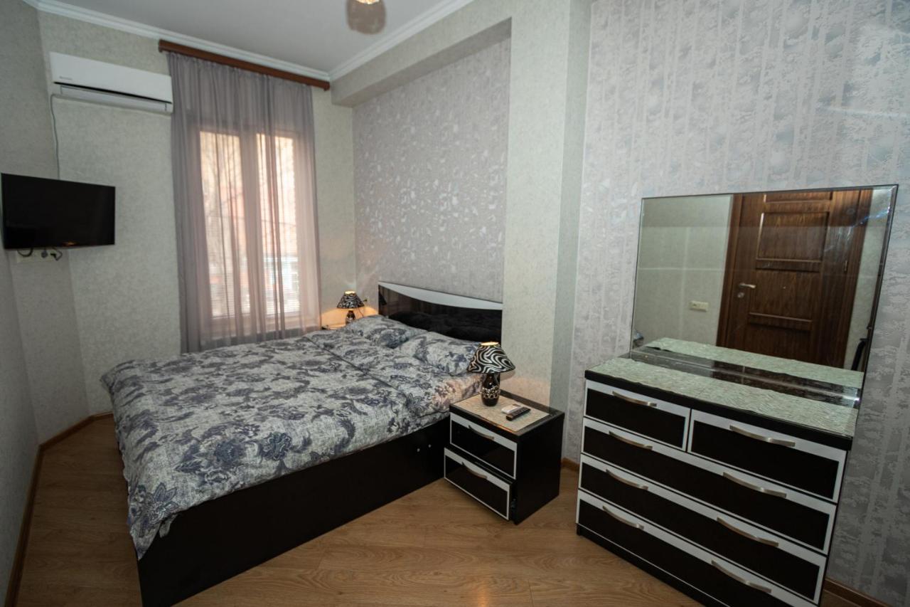 Brand New Apartment With Terrace Tbilisi Buitenkant foto