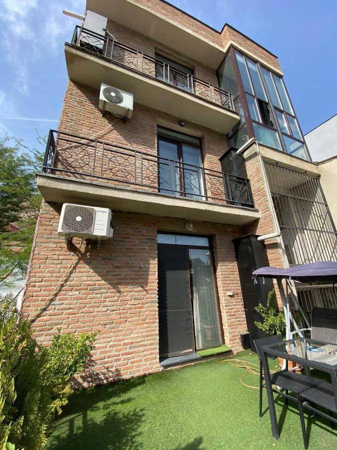 Brand New Apartment With Terrace Tbilisi Buitenkant foto