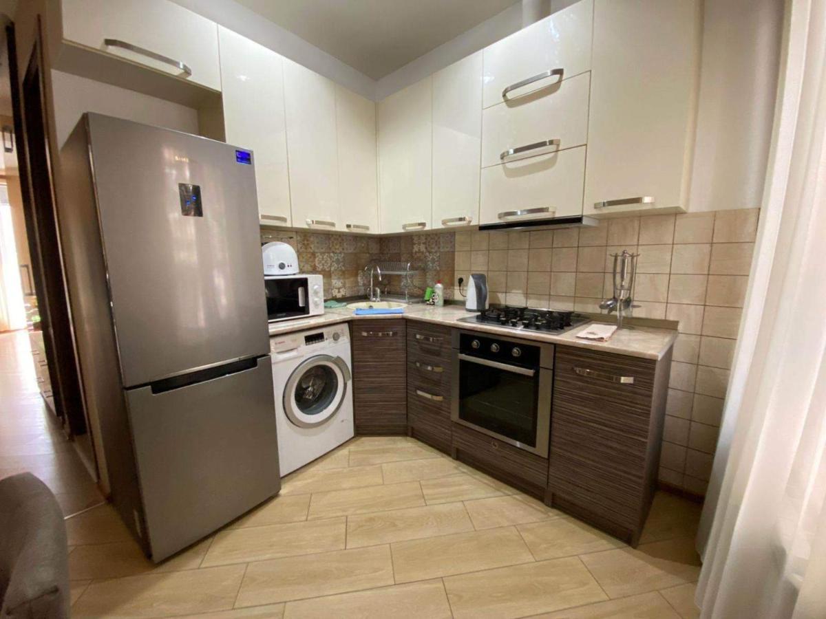 Brand New Apartment With Terrace Tbilisi Buitenkant foto